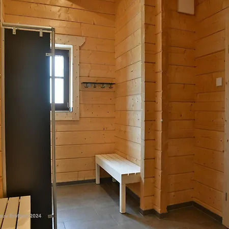 Holiday home Doppelhaushaelfte In