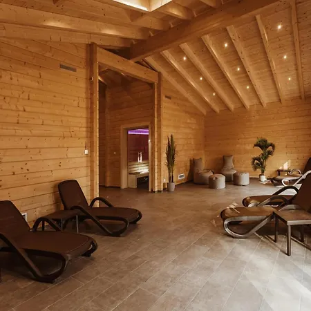 Holiday home Doppelhaushaelfte In